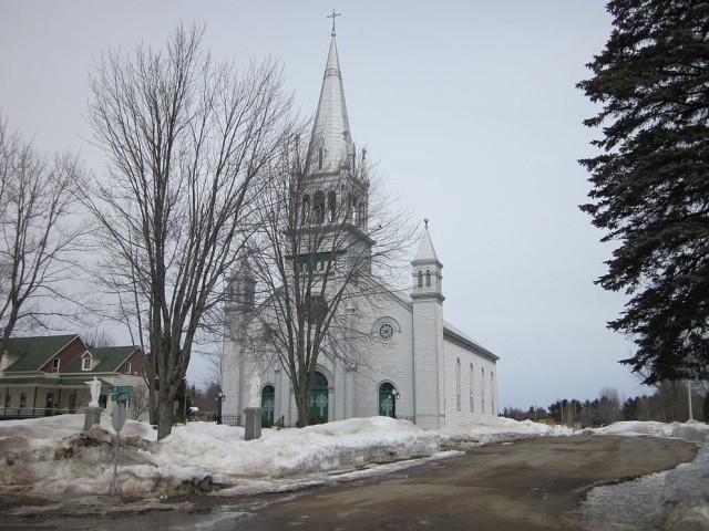 De kerk in het centrum van Hérouxville, op het platteland van Québec.