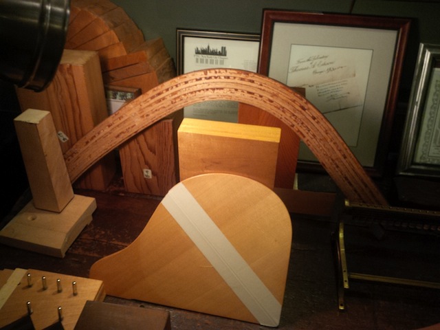 Onderdelen voor een vleugel van Steinway.