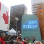 De aftelklok in het centrum van Vancouver, met enkele uren te gaan voor het begin van de Olympische Winterspelen.